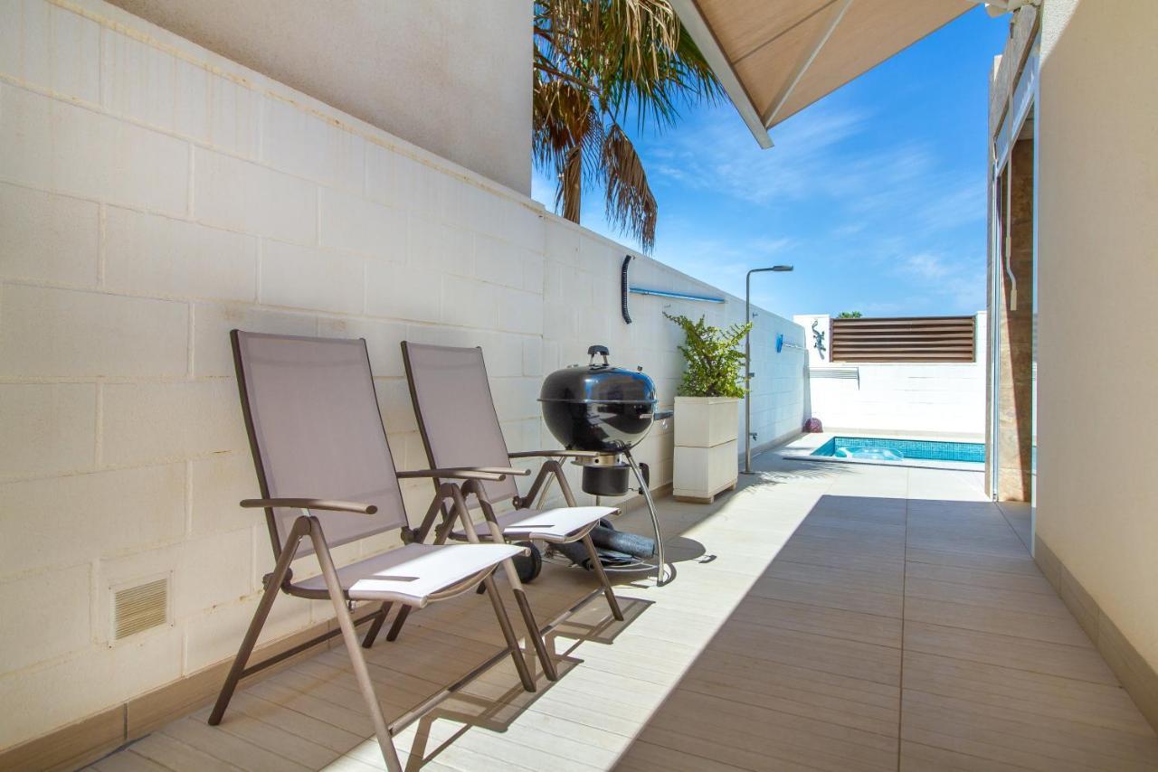 Villa Nina With Pool ロハレス エクステリア 写真